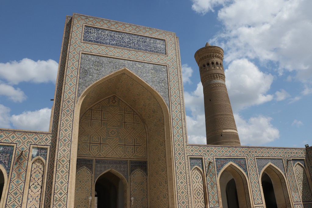 madrasa bukhara