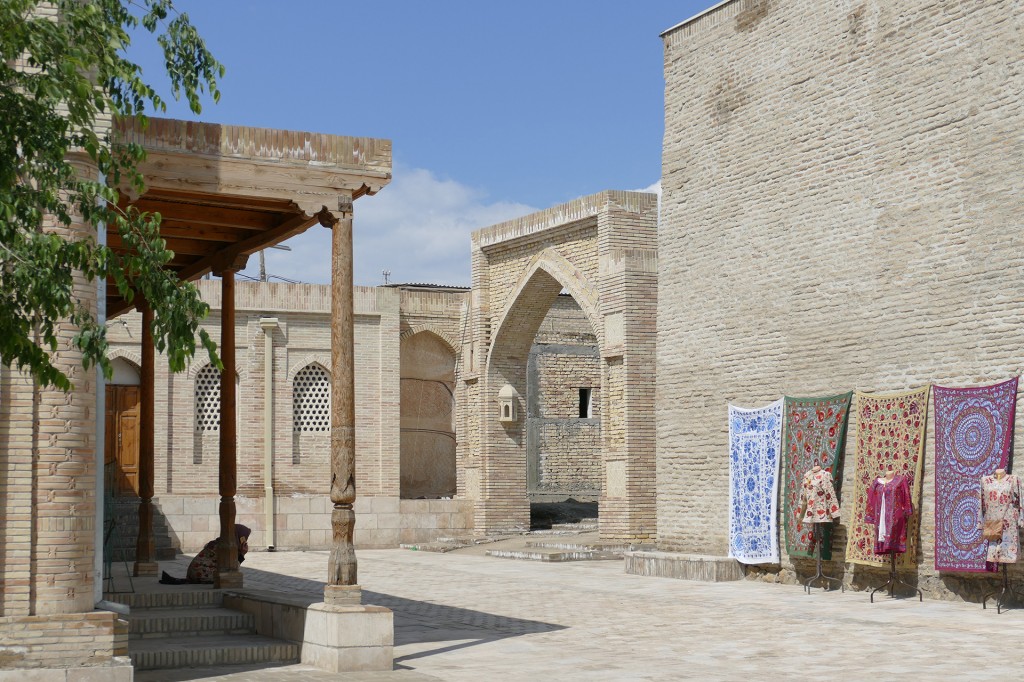 bukhara mercati